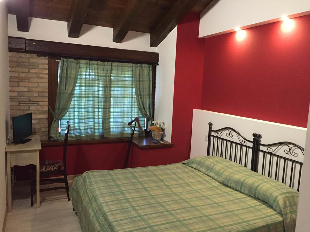 Bed and Breakfast Isola Di Wight Сан-Микеле-аль-Тальяменто Экстерьер фото